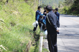 西山学院高中：春季环保活动